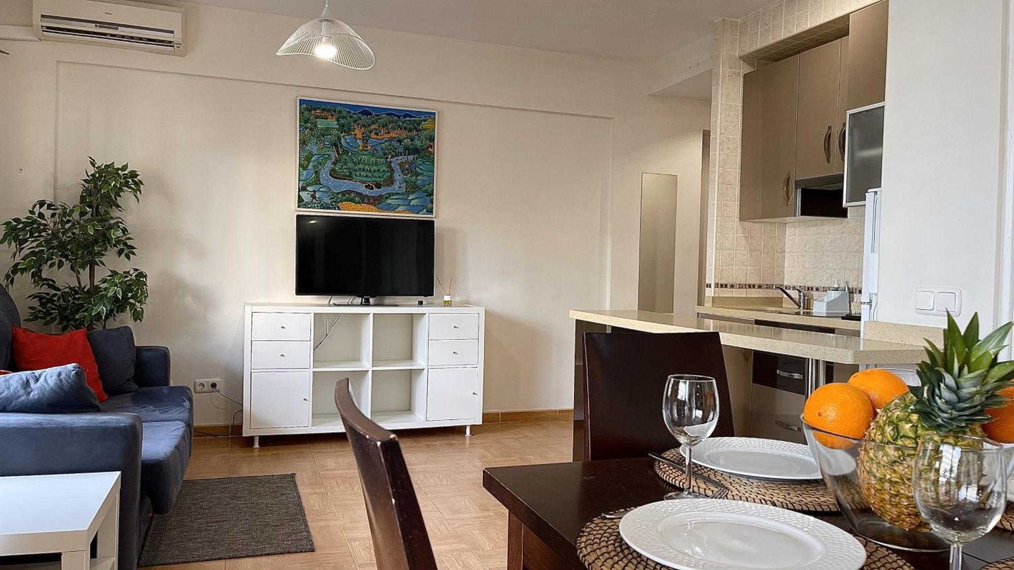 Beachfront 1Br Apartment In Center Of Marbella! Exterior photo